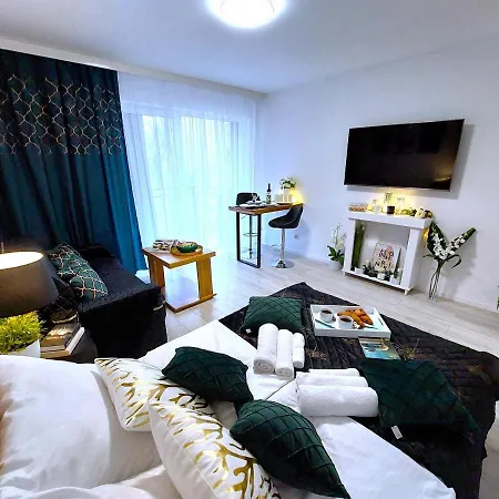 Mit Blick Auf Den Park - Mariw Matejki 17 Z Widokiem Na Park 公寓